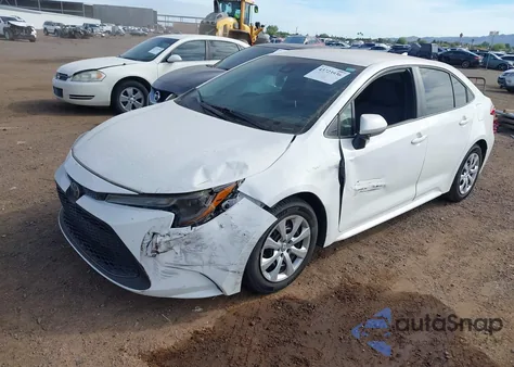2020 Toyota Corolla Le z USA, uszkodzony, nr VIN 5YFEPRAE9LP027675